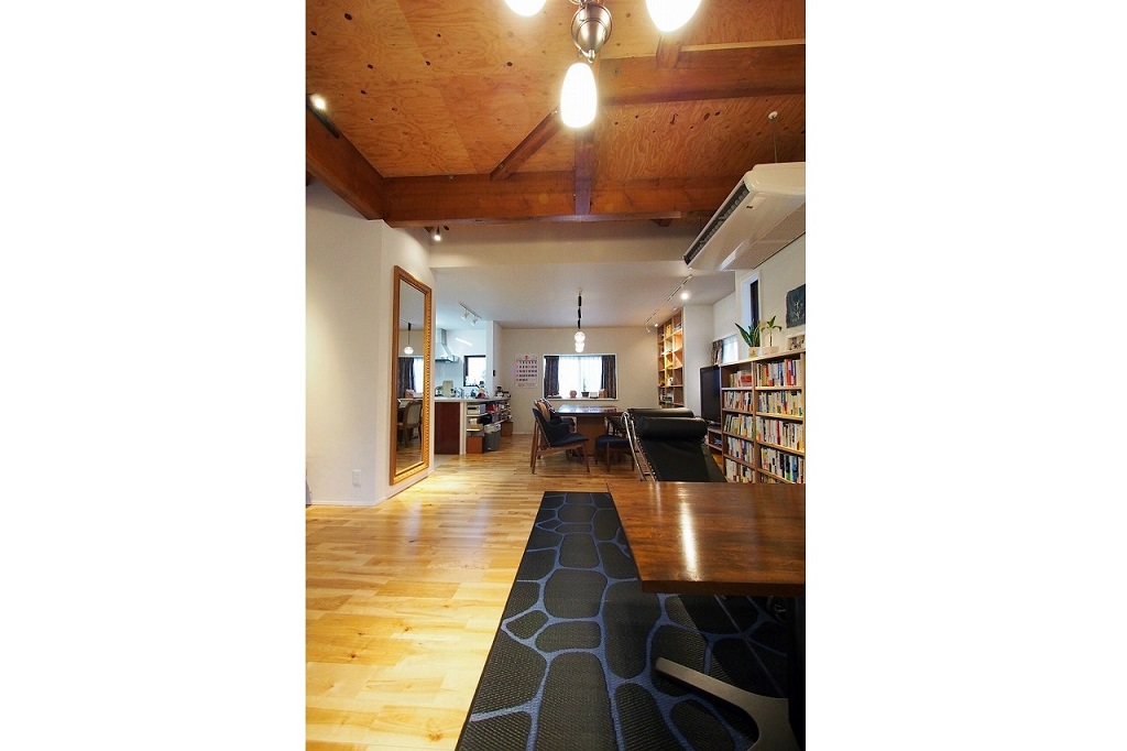 リビングダイニング