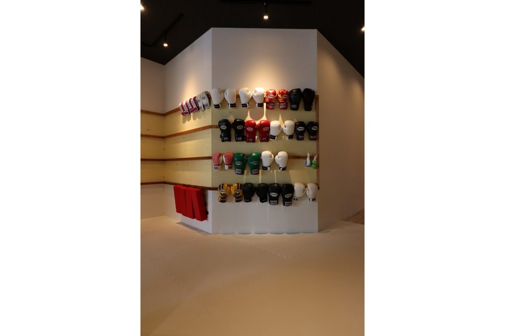 グローブ置き場