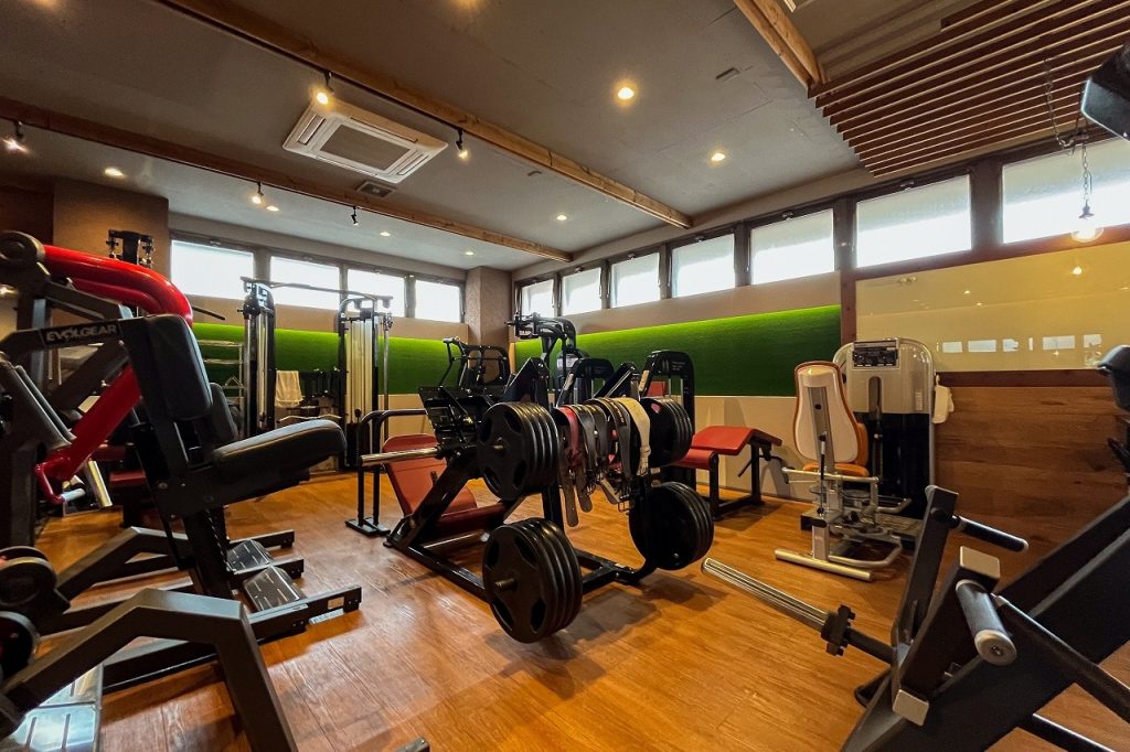 SR017 フィットネスジム内装工事【Azit Gym様】 01