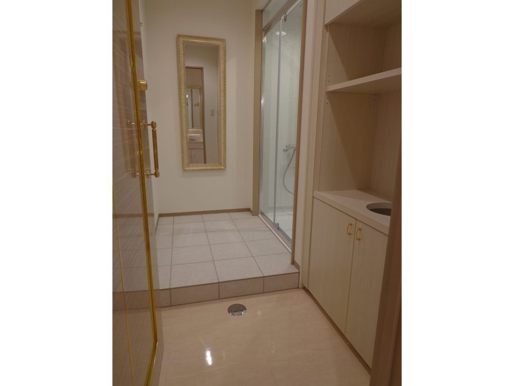 シャワールーム