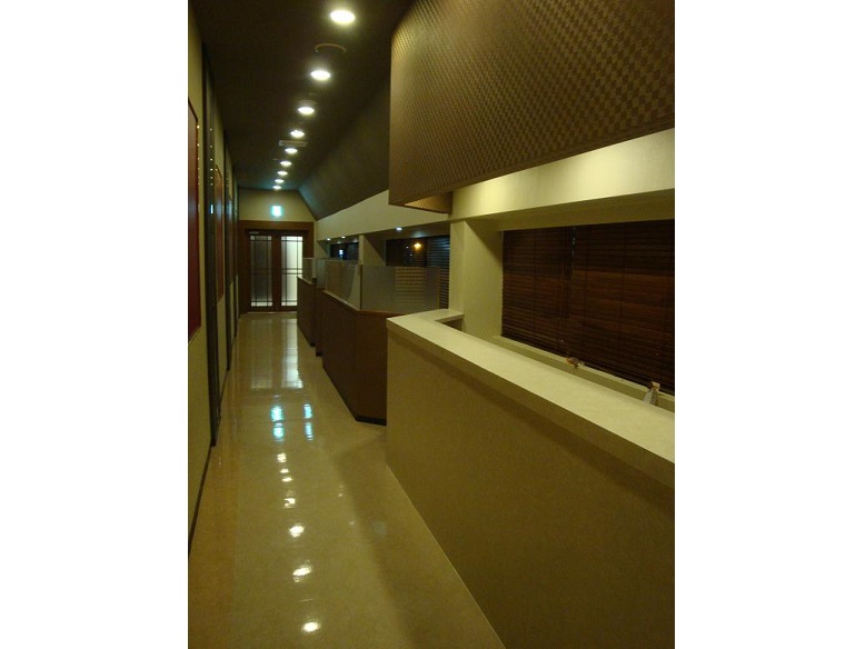 SN003 店舗新装工事【SLIM BEAUTY HOUSE高崎店 様】 02