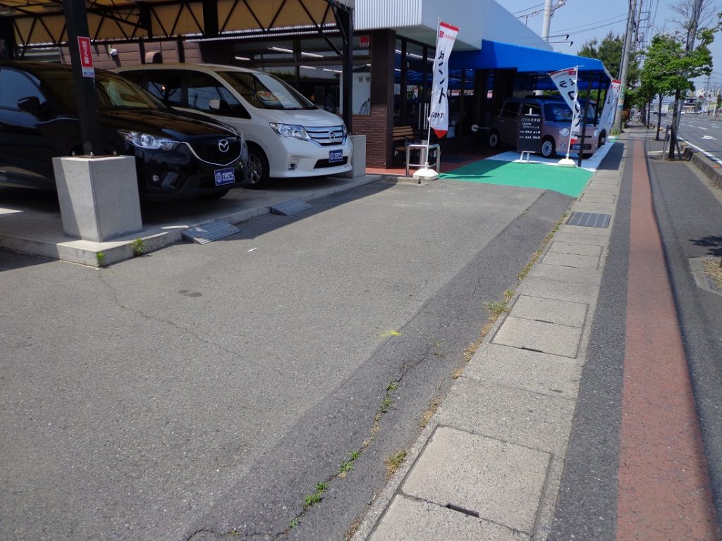 SN012 店舗新装工事【100％新車館　様】 01